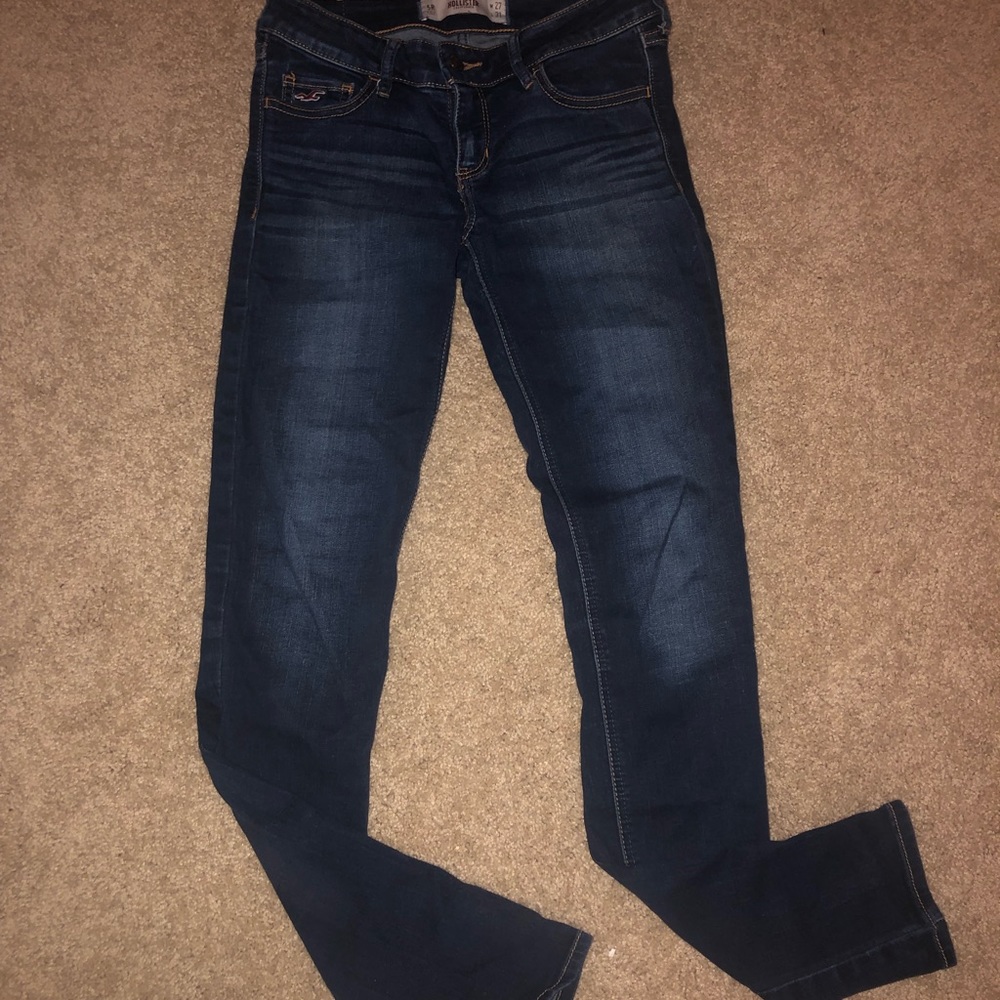 Low rise jeans